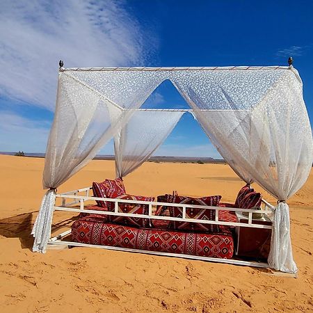 Luxury Sandy Glamping Merzouga Exteriör bild