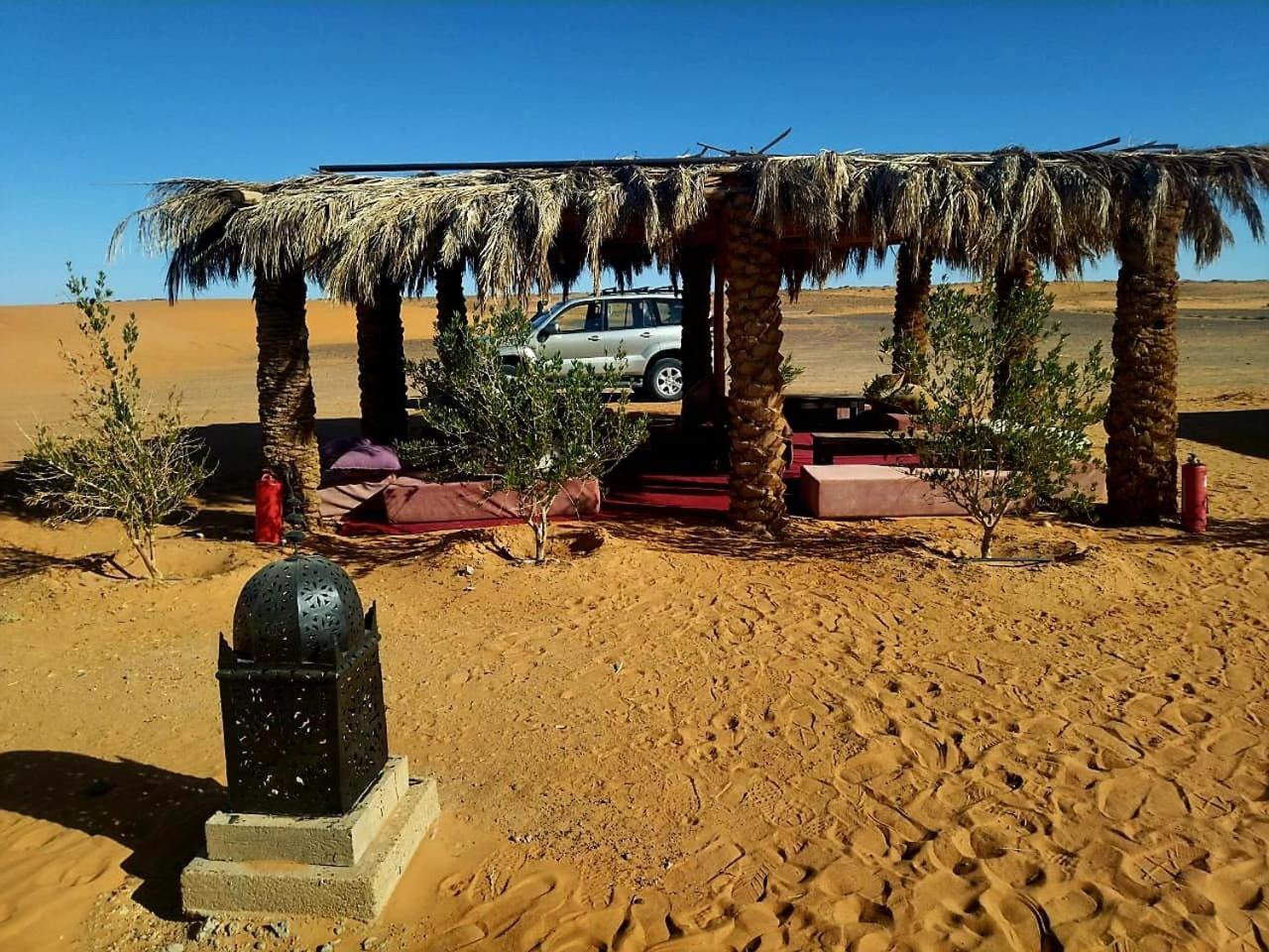 Luxury Sandy Glamping Merzouga Exteriör bild