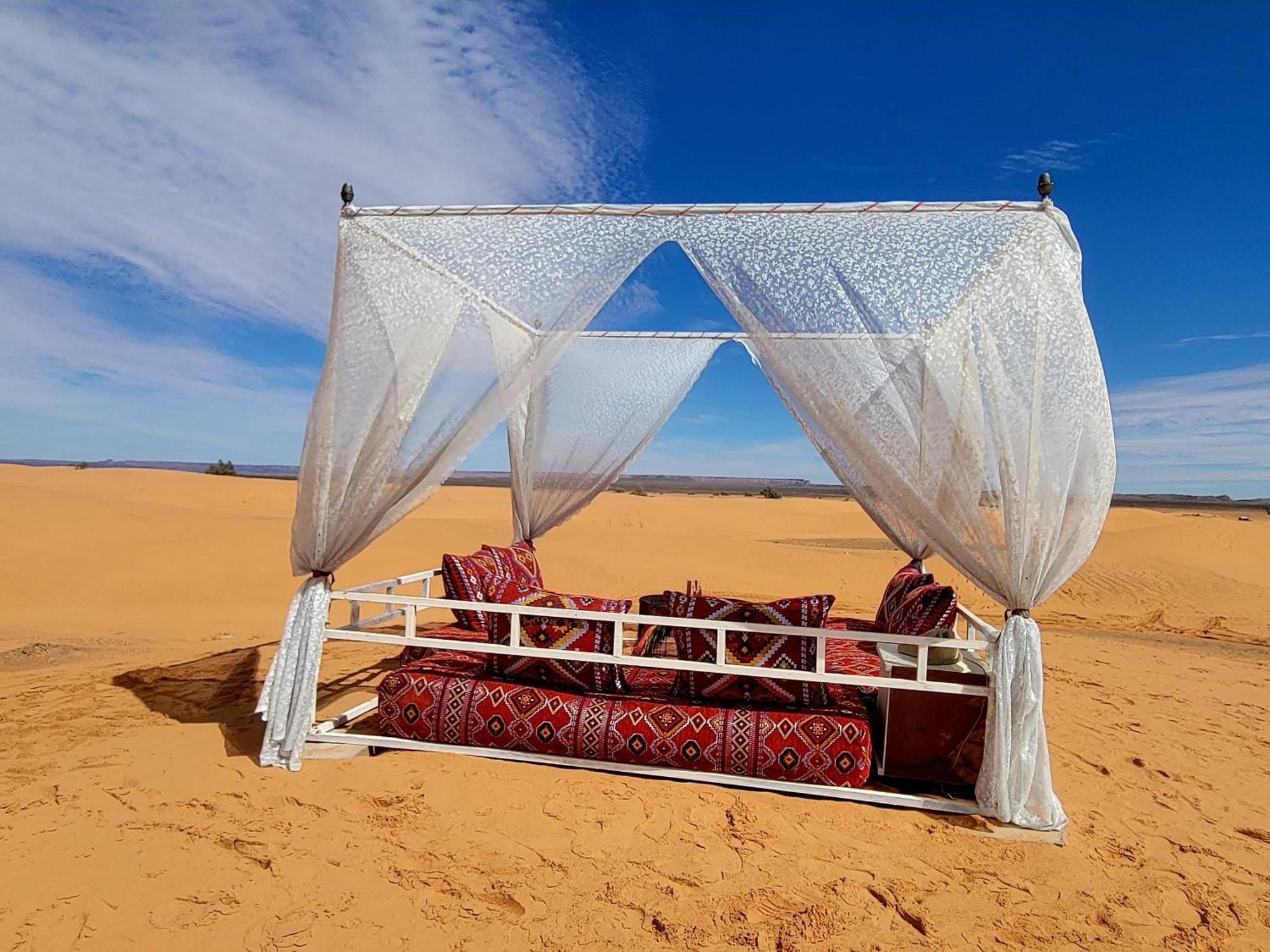Luxury Sandy Glamping Merzouga Exteriör bild
